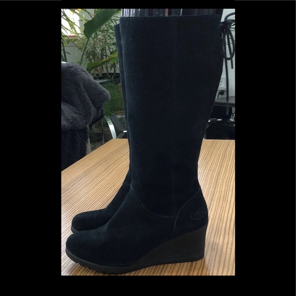 ugg dawna waterproof wedge boot